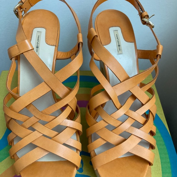 Max Studio Orange Strappy Wood Platform Sandals, Size 9 - Picture 2 of 7